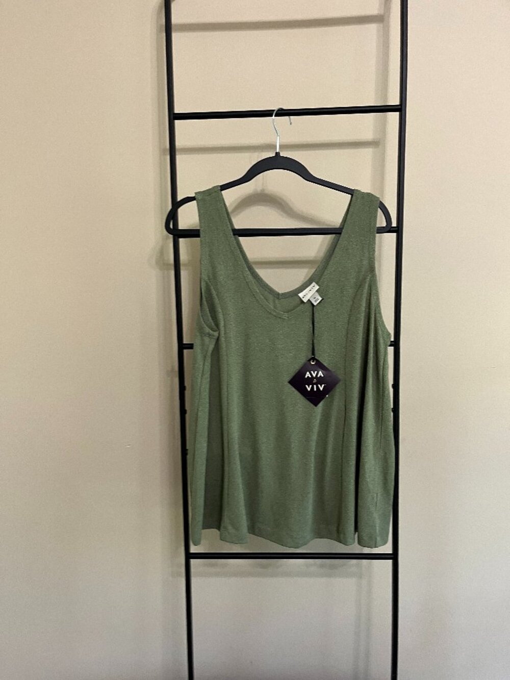 Ava & Viv Olive Green V-Neck Tank Top